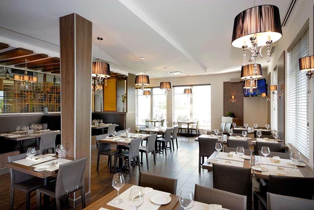 Imperia Hôtel et Suites Terrebonne Restaurant foto