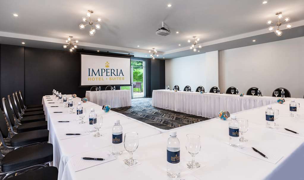 Imperia Hôtel et Suites Terrebonne Faciliteiten foto